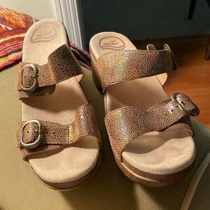 Best selling style for looks and comfort… tan family but with a bit of bling